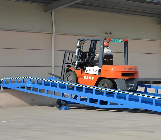 宁波移动式卸货平台（叉车用）